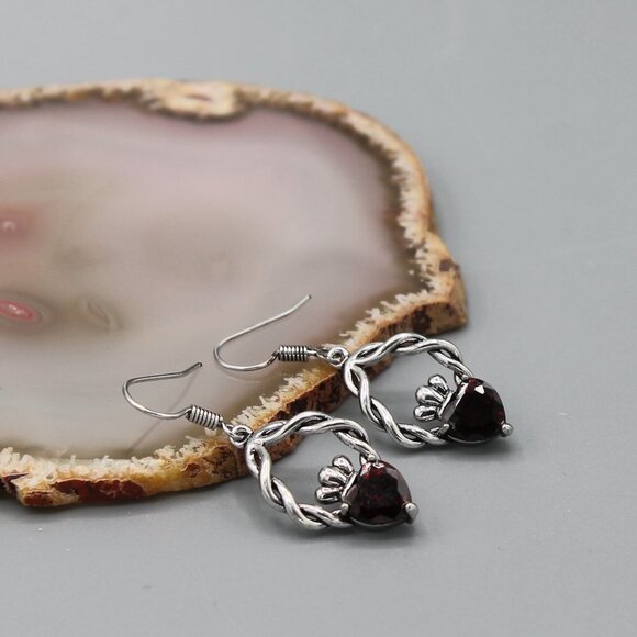 Jewelry earrings Claddagh Irish symbol red silver tone drop dangle new - Picture 3 of 8